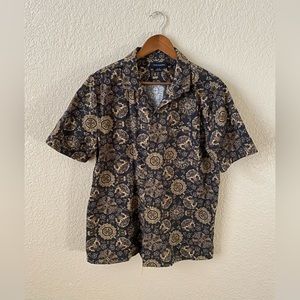 Vintage patterned short sleeve button up